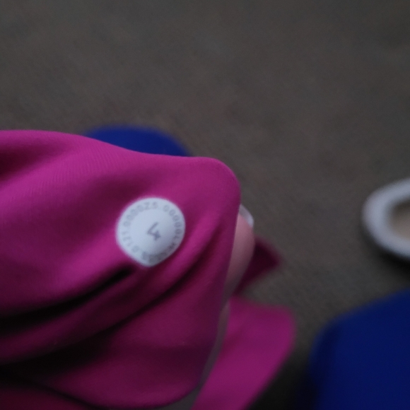 Lululemon invigorate leggings - Picture 3 of 3